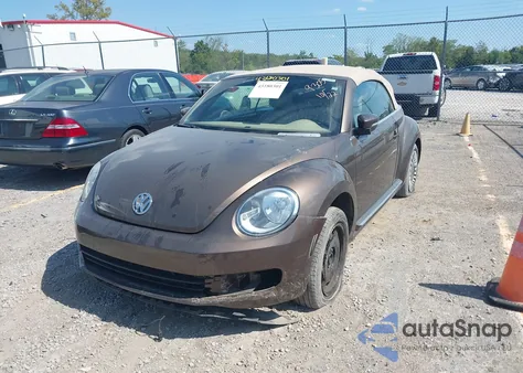 2013 Volkswagen Beetle 2.5L from USA, damaged, VIN 3VW5P7AT8DM829305